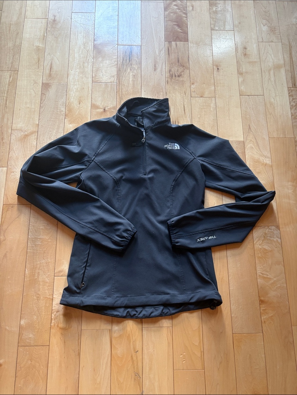 The North Face Black Quarter-Zip Softshell Pullover